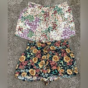 Floral Women's Shorts Set of 2
